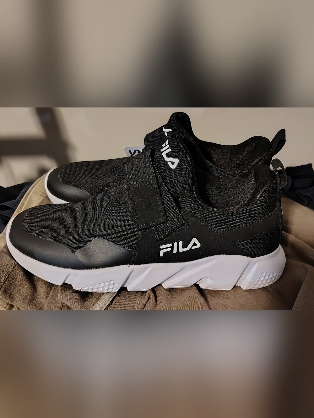 Mens Fila Vastra Slip-On Sneakers Size 11